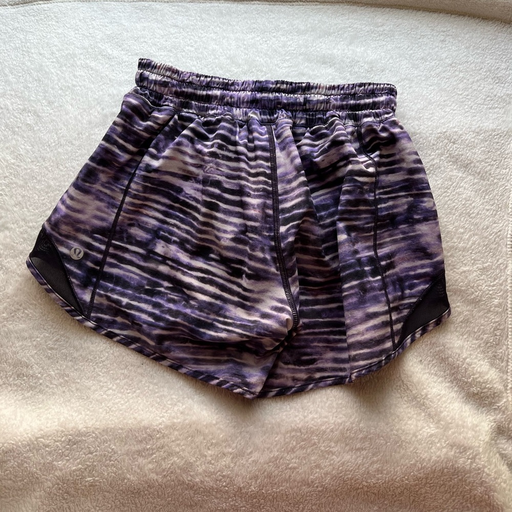 Lululemon hotty hot shorts